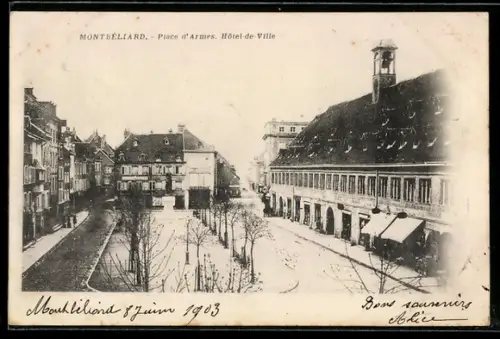AK Montbéliard, Place dArmes. Hôtel-de-Ville