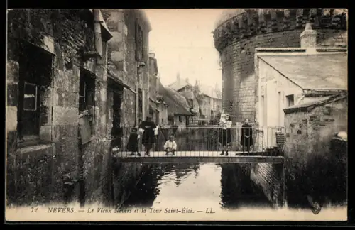 AK Nevers, Le Vieux Nevers et la Tour Saint-Éloi