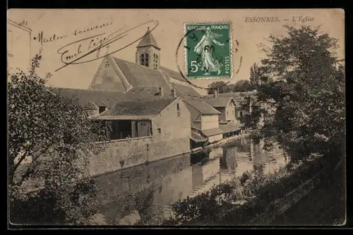 AK Essonnes, L`Église