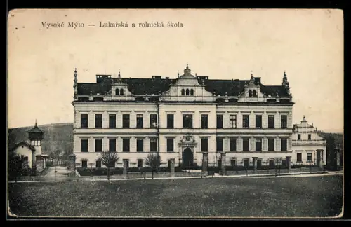 AK Vysoké Mýto, Lukarská a rolnická skola