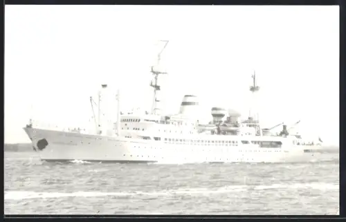 Fotografie Sowjetisches Flugkörper-Beobachtungsschiff Akademik Korolev hohe Fahrt laufend