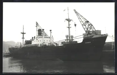 Fotografie Sowjetisches Frachtschiff Balashov in Ballast an der Kaimauer festgemacht