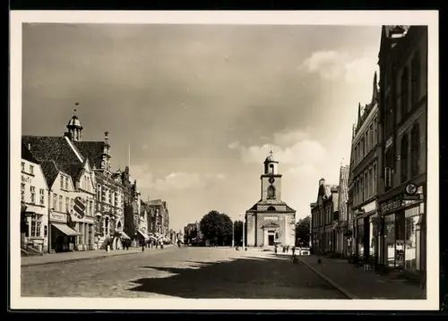 AK Husum, Grossstrasse mit Kirche