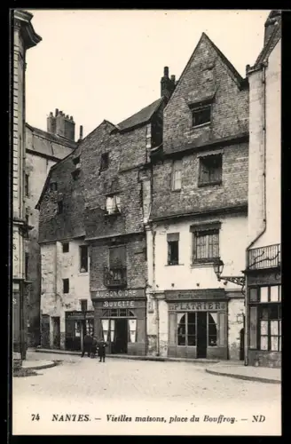 AK Nantes, Vieilles maisons, place du Bouffroy