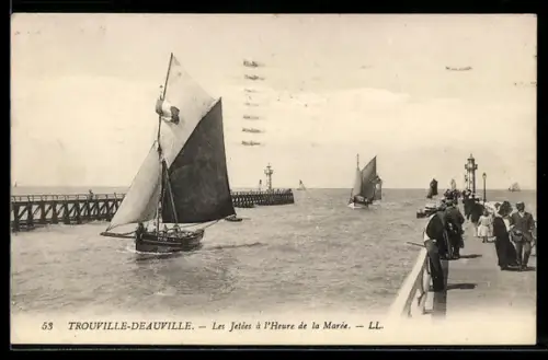 AK Trouville-Deauville, Les Jetées à lHeure de la Marée