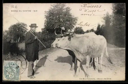 AK Centre, En Bourbonnais, retour de foire, Scène du Centre