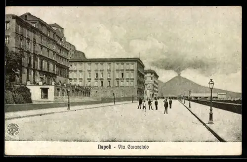 AK Napoli, Via Caracciolo con vista sul Vesuvio