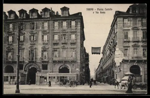 AK Torino, Piazza Castello e Via Roma con carrozza e biciclette