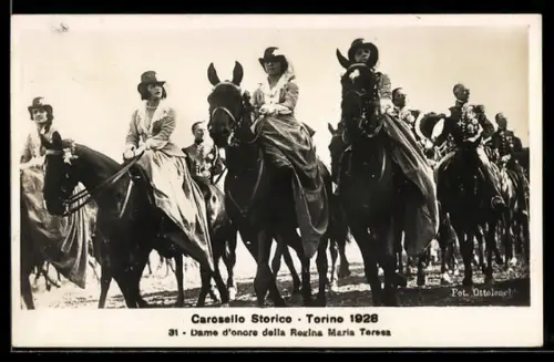 AK Torino, Carosello Storico 1928, Dame d`onore della Regina Maria Teresa a cavallo
