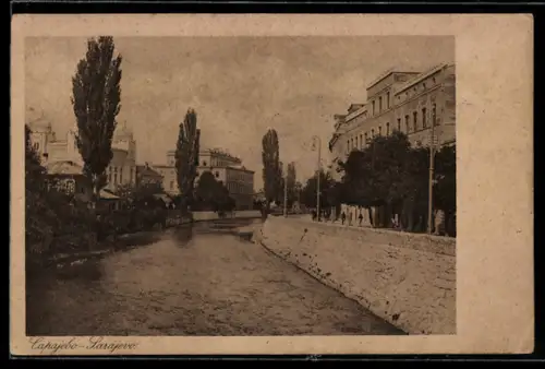 AK Sarajevo, Synagoge mit Flusspartie