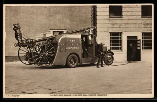 AK London, Fire Brigade, Enclosed Dual Purpose Appliance