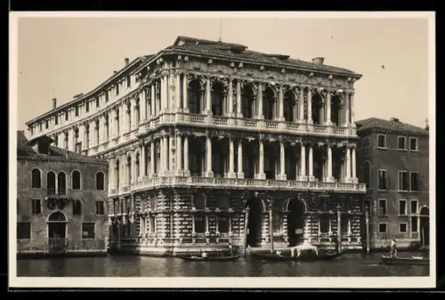 AK Venezia, Palazzo Pesaro sul Canal Grande