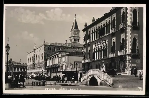 AK Venezia, Hôtel Danieli con il Campanile di San Marco sullo sfondo