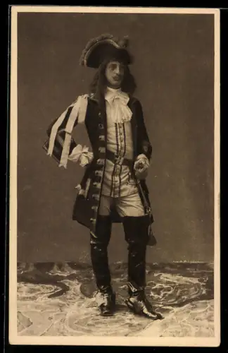 AK Torino, Carosello storico, Uomo in costume d`epoca con cappello e stivali