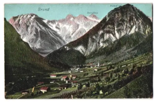 Relief-AK Brand, Totalansicht mit Bergpanorama, Mottenkopf und Scesaplana