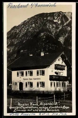 AK Farchant, Hotel Pension Haus Alpenblick mit Gartenpartie u. Berg-Hintergrund