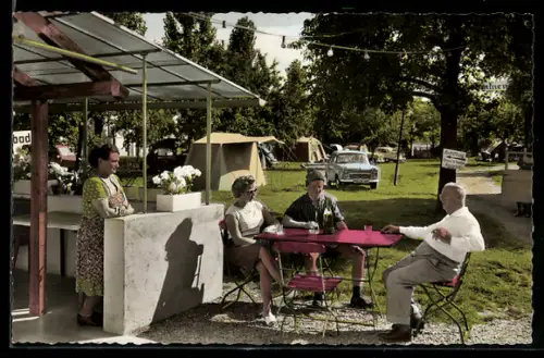 AK Emmendingen i. Breisgau, Camping-Paradies Wasser, Eingang mit Rezeptionistin u. Gästen, 1963