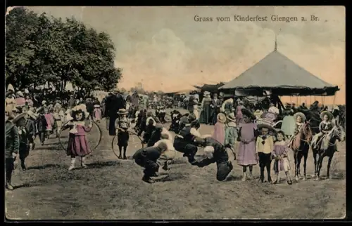 AK Giengen a. Br., Spielende Kinder auf dem Kinderfest, mit Karussell