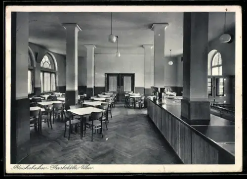 AK Ulm, Reichsbahn-Gaststätte J. G. Banzhaf, Innenansicht mit Theke