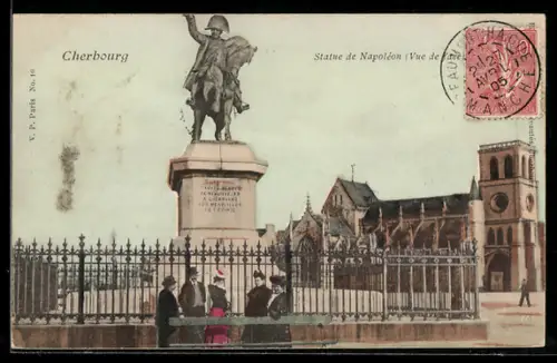 AK Cherbourg, Statue de Napoléon, Vue de léglise