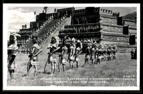 AK Teotihuacan, Sacerdotes y Guerreros