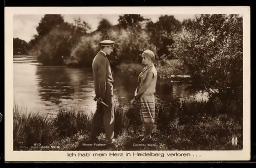 AK Schauspielerin Dorothea Wieck mit Werner Fuetterer in einer Filmszene aus Ich hab` mein Herz in Heidelberg verloren