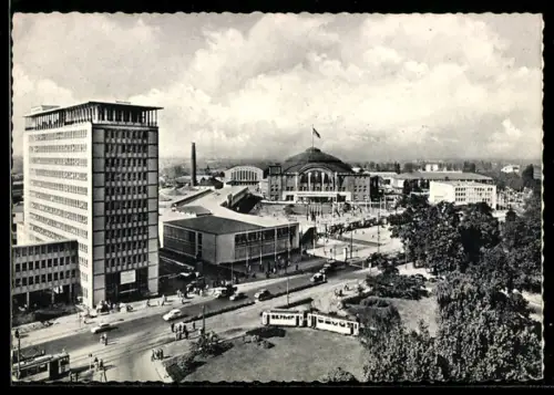 AK Frankfurt am Main, Blick auf das Messegelände, Strassenbahn, Ausstellung