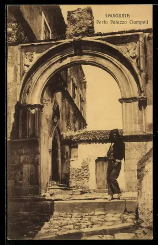 AK Taormina, Porta Palazzo Ciampoli