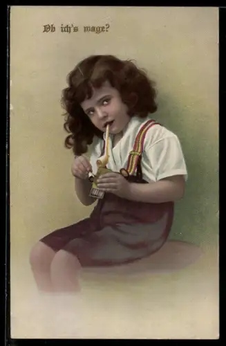 AK Kleines Mädchen zündet sich eine Pfeife an