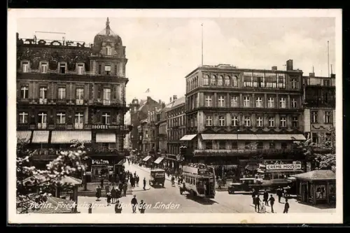 AK Berlin, Friedrichstrasse, Unter den Linden, Strassenszene mit Doppeldeckerbus