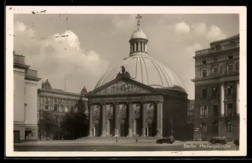 AK Berlin, Blick zur Hedwigskirche