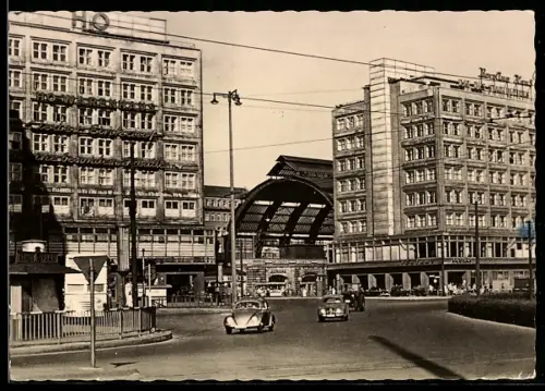 AK Berlin, Alexanderplatz mit Berolinahaus, VW Käfer