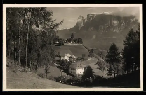 AK Collalbo /Bolzano, Vista sul Renon con montagne e case alpine