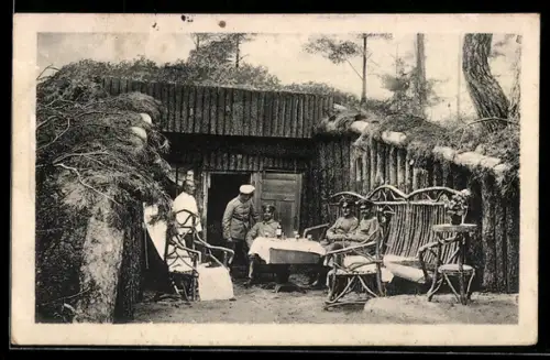 AK Deutsche Offiziere vor einem festen Unterstand