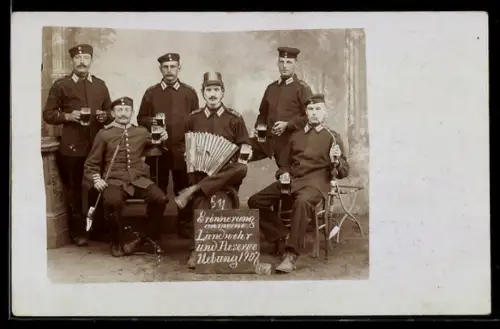 Foto-AK Soldaten bei der Landwehr- und Reserveübung 1907