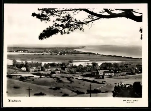 AK Hiddensee, Blick auf Kloster und Landschaft