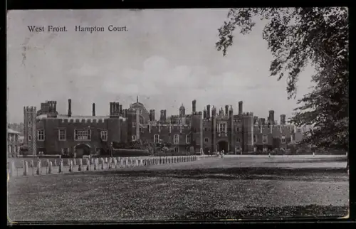 AK Hampton Court, West Front