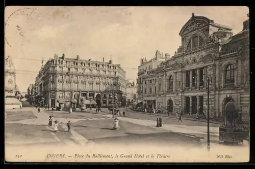 AK Angers, Place du Ralliement, le Grand Hôtel et le Théâtre