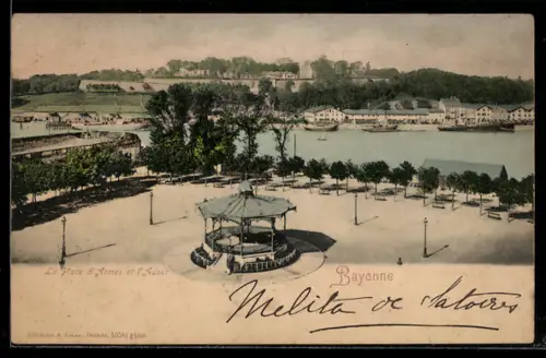 AK Bayonne, La Place d`Armes et l`Adour