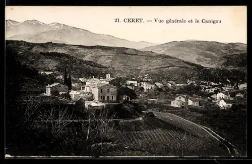 AK Ceret, Vue générale et le Canigou
