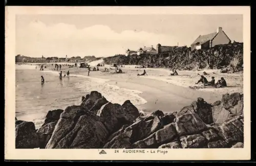 AK Audierne, La Plage