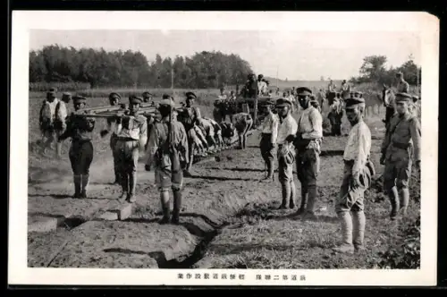 AK Japanische Soldaten beim Verlegen von Gleisen