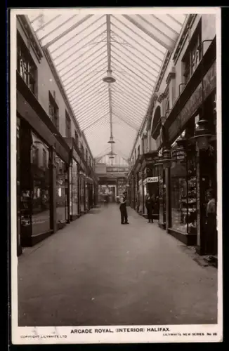 AK Halifax, Arcade Royal, Interior