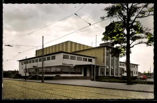 AK Bremerhaven, Stadtbad mit Strassenpartie