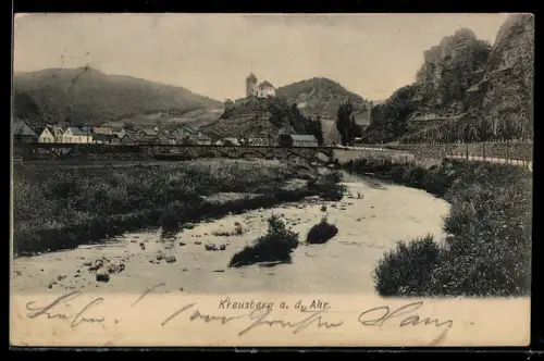 AK Kreuzberg a. d. Ahr, Ortsansicht mit Kirche und Fluss
