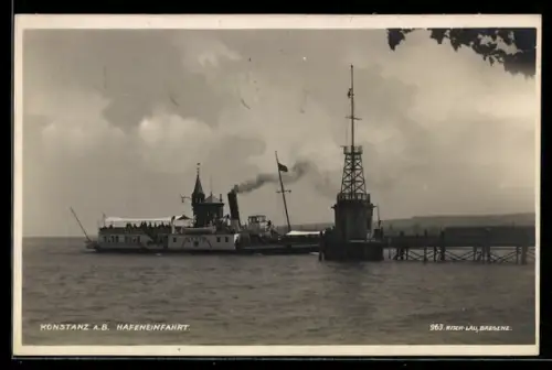 AK Konstanz a. B., Hafeneinfahrt