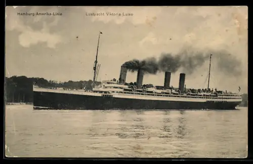AK Passagierschiff Viktoria Luise der Hamburg-Amerika-Linie in Fahrt