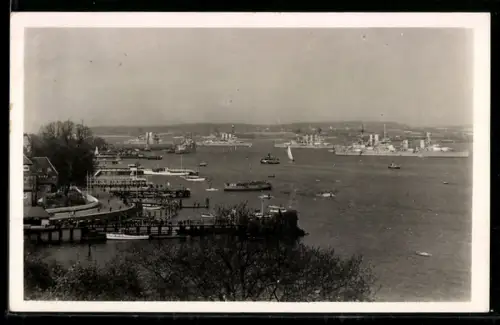 AK Kiel, Die Flotte im Hafen