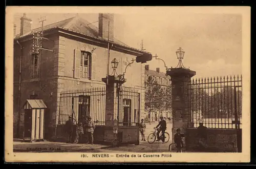 AK Nevers, Entrée de la Caserne Pittié