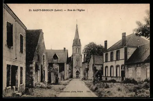 AK Saint-Brisson /Loiret, Rue de lEglise